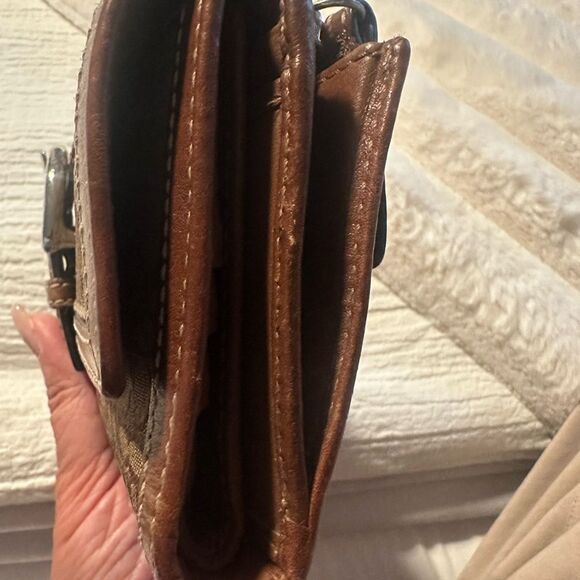 Coach Signature long  Tan and Brown Monogram Wallet - Picture 8 of 17